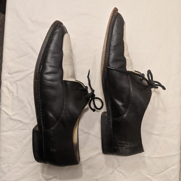 SOLD- Vintage Black & White Leather Loafers - Picture 14 of 14
